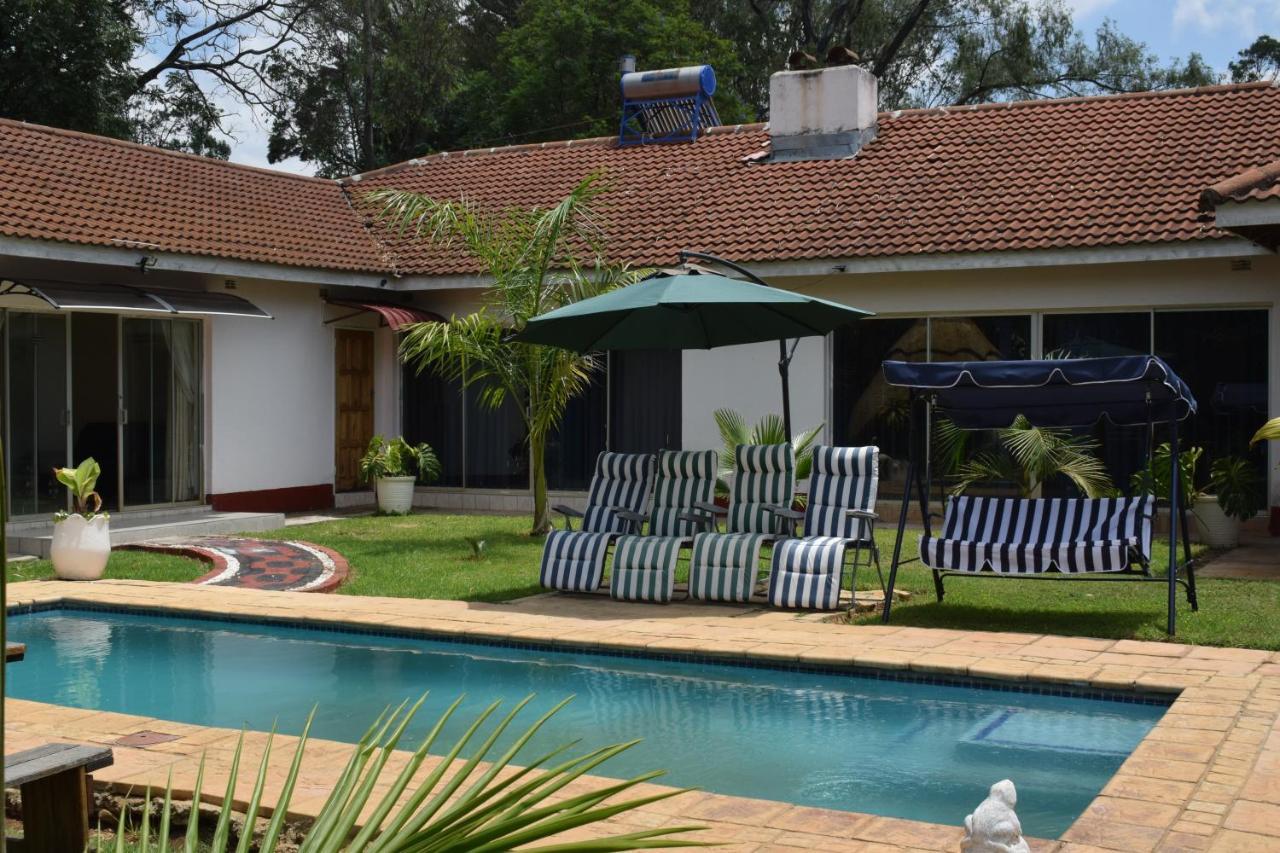 The Crown Inn Guest House Northwood Exterior photo